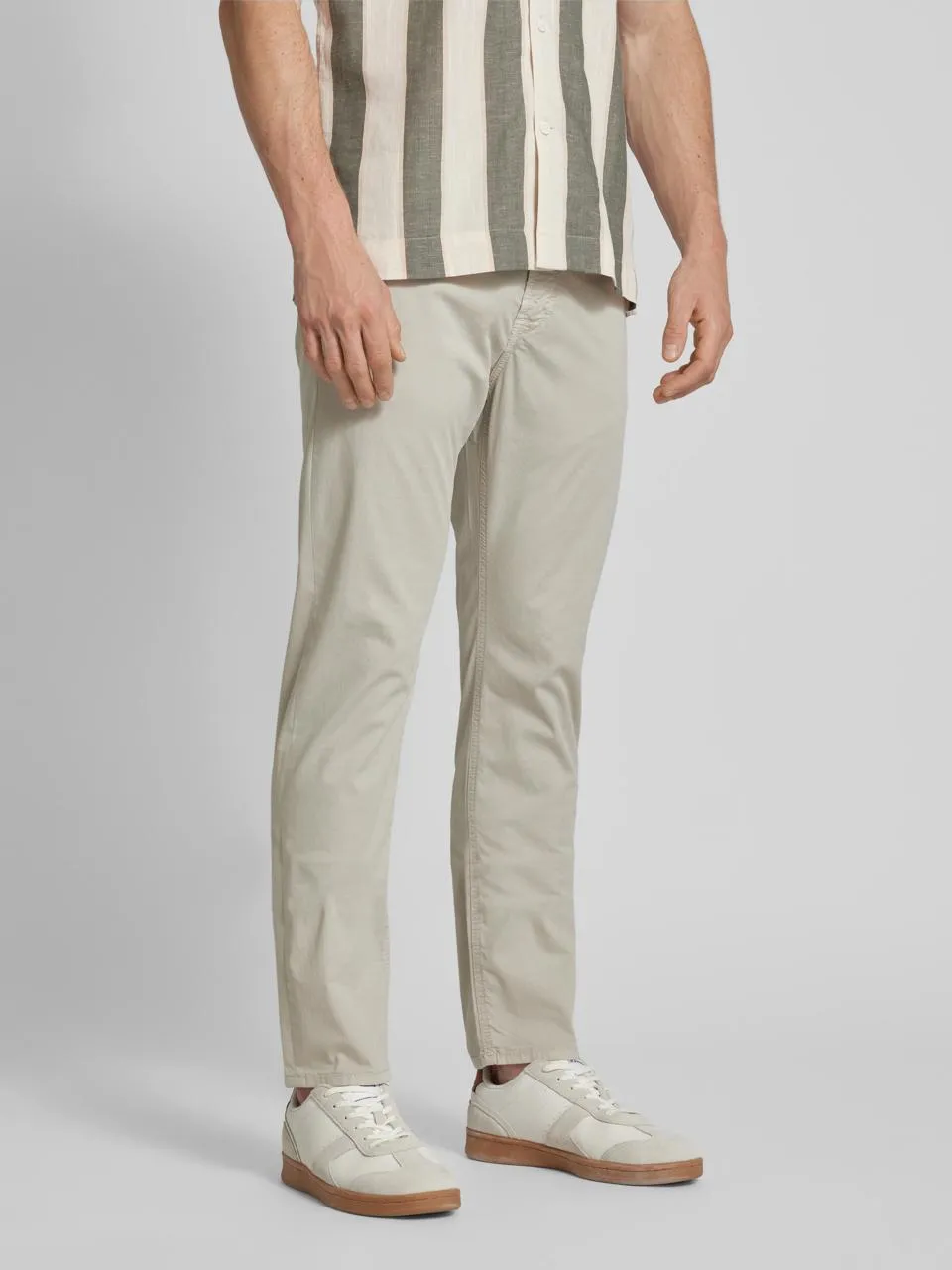 Baldessarini Tapered Pants – Perfect Blend of Sophistication and Comfort