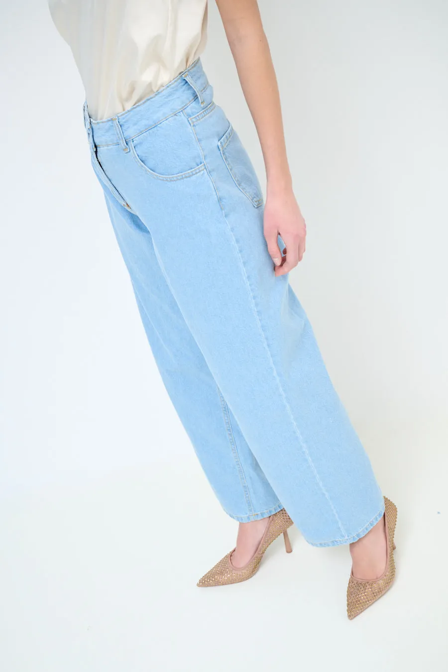 High-waisted wide leg denim jeans wholesale