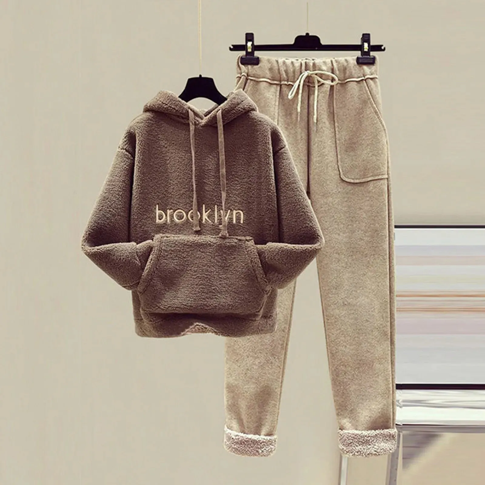 Winter Thicken Tracksuit Two Pieces Set Warm Plush Sweatshirt Trousers Casual Lamb-wool Lined Harem Pants Outfit